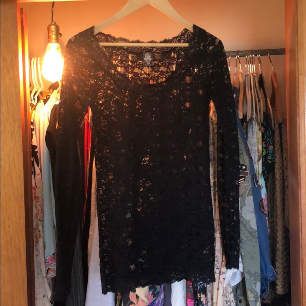 Long sleeve top